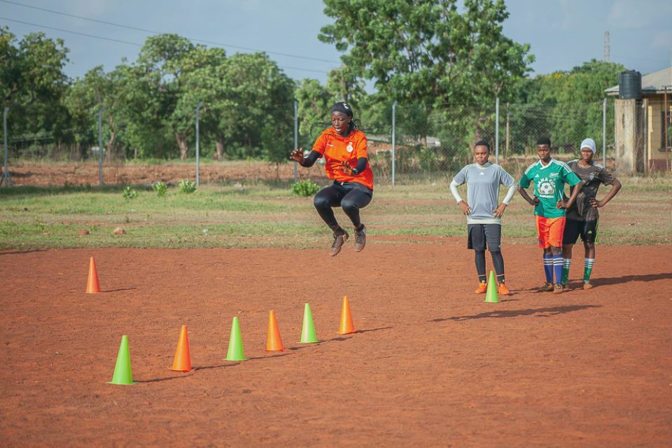 世界足坛球星动态 · 开云